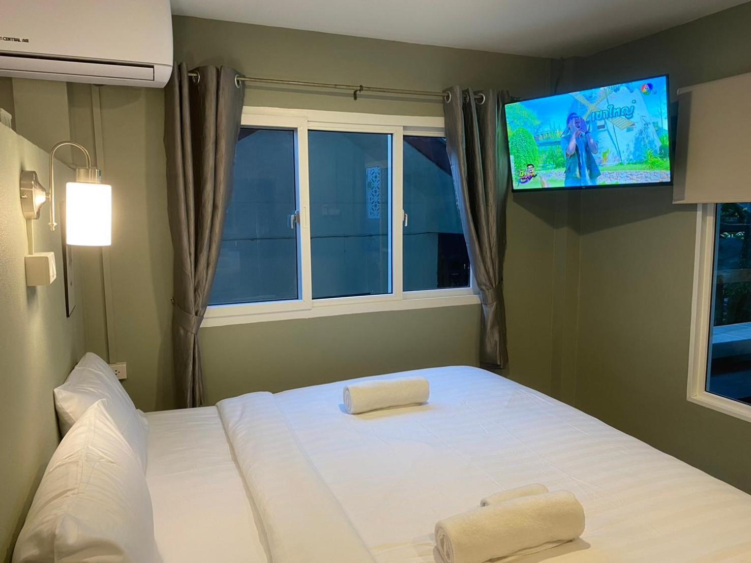 Kata Leaf Resort Phuket - Exterior photo